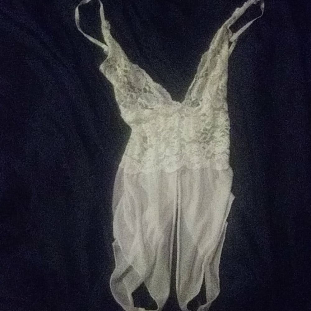 White slip in to sleep in
